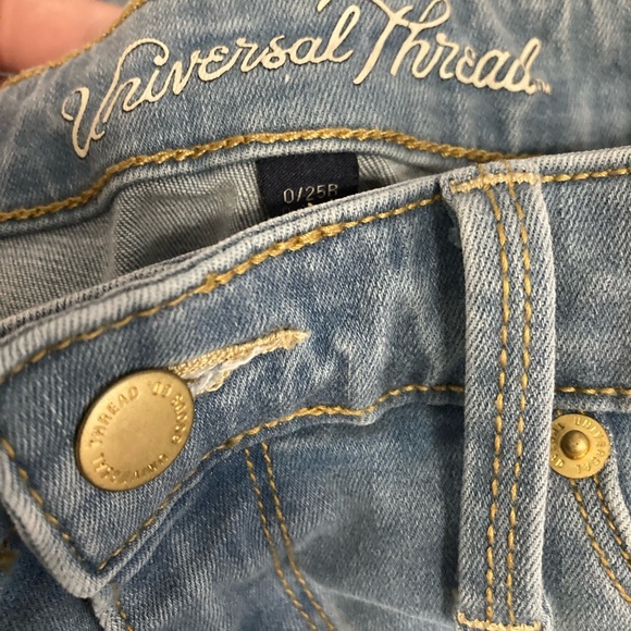 Universal thread Jeans - Picture 3 of 3